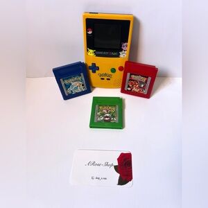 Nintendo GameBoy Color Pokémon Pikachu Edition With 3 Game Cartridges